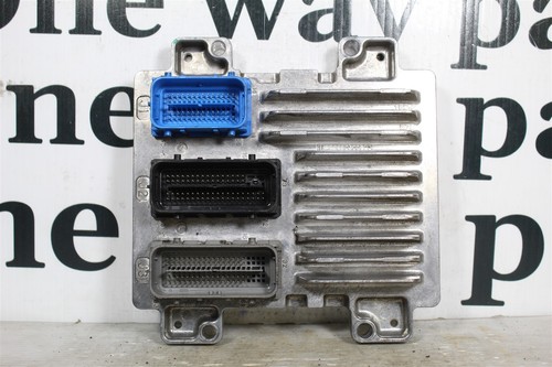 12692201 Chevrolet Silverado 17-18 Engine Control Unit ECU Module 9F4 131 B3 - Picture 3 of 4