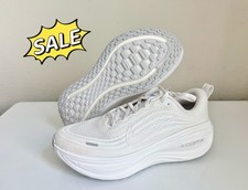 Women s Size 9.5-Nike Vomero Plus Triple White Sneakers Running HV8154-102