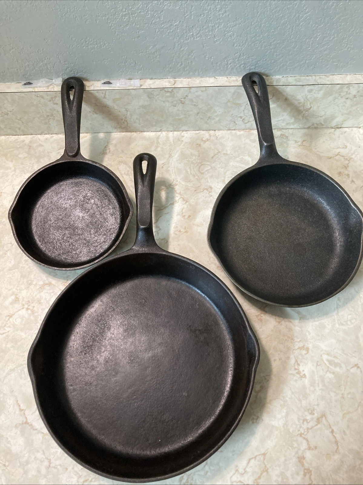 Vintage Wagner’s 1891 Original Cast Iron Set Of 3 Skillets 6 1/2”-8” & 10 1/2”