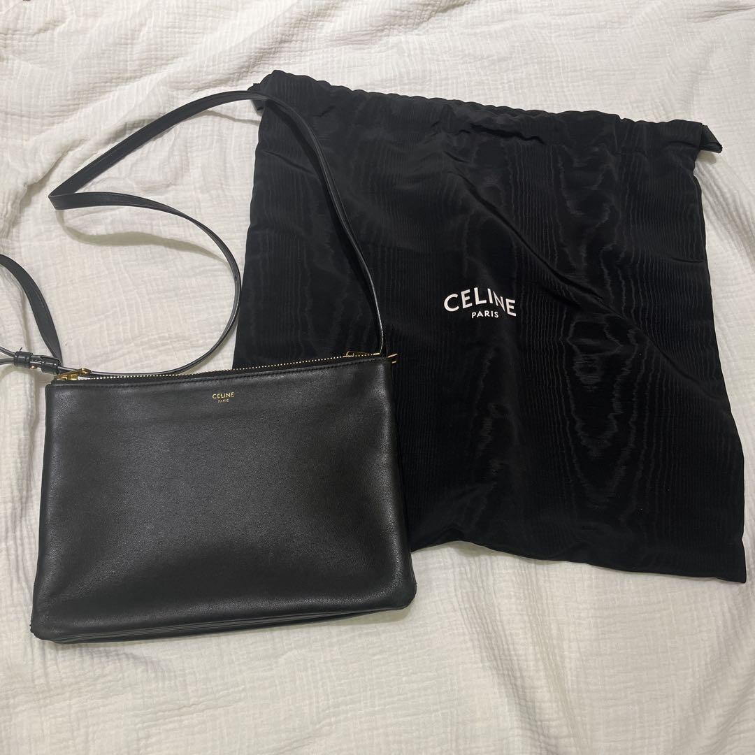 Authentic Celine Black Leather Shoulder Bag I0719762