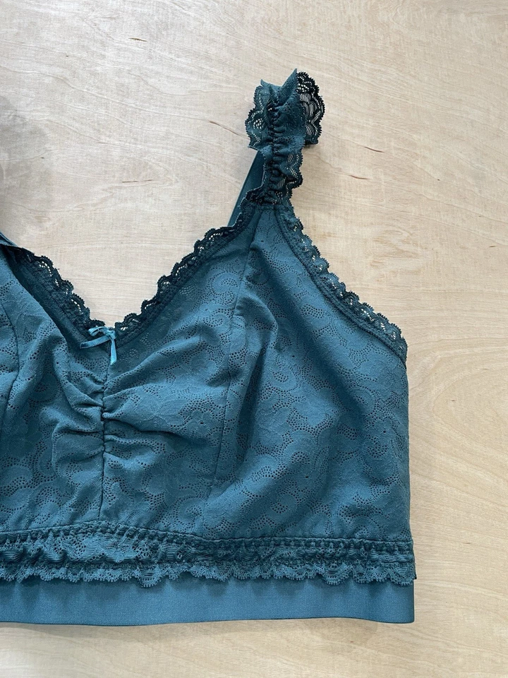 Sujetador Bralette Lane Bryant Cacique 14/16 Sin Forro Verde Encaje Pullover Correa Ajustable Foto 2 de 4