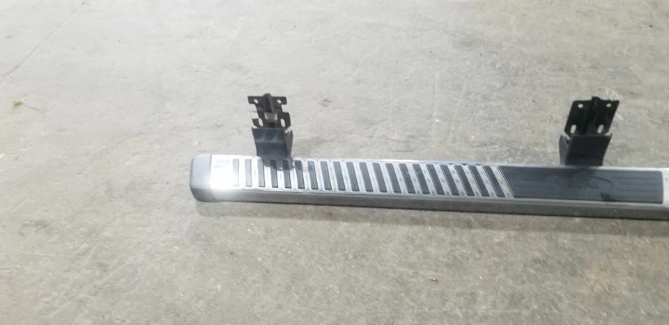 16 FORD F250 SUPER DUTY RUNNING BOARD RIGHT PASSENGER CHROME CREW CAB Foto 3 de 4