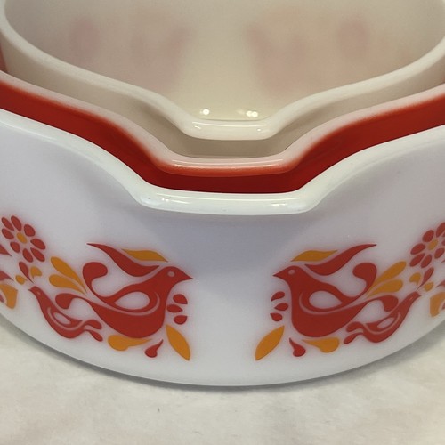 Vintage Pyrex Friendship Pattern Casserole dishes with Glass Lids - Picture 11 of 24