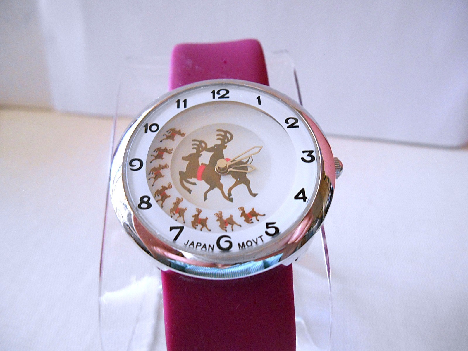 ACCUTIME WATCH CORP Silvertone Red & White Reindeer Watch - New Battery