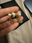 pearl stud earrings Christian/ Dior-Cd letter tassel