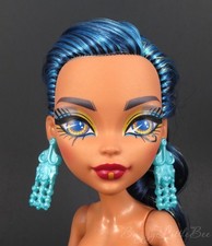 Lagoona Gore-geous Oasis Turquoise Fish Hook Net Earrings Monster High G3