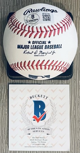 OZZIE ALBIES WITH #1 LICENSED BECKETT AUTHENTICATED SIGNED NEW MANFRED BASEBALL - Picture 2 of 3