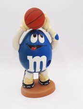 Blauer M&M's S&uuml;&szlig;igkeitenspender aus den1990erJahren Basketballspieler