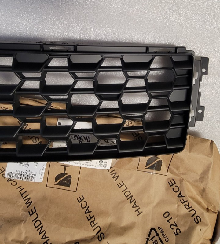Audi R8 Rear Left Bumper molding P/N 4S0807698B