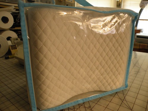 Cushy Form Knee Pillow for Side Sleepers Hip Back and Spine Alignment Cover NIP - Picture 1 of 2