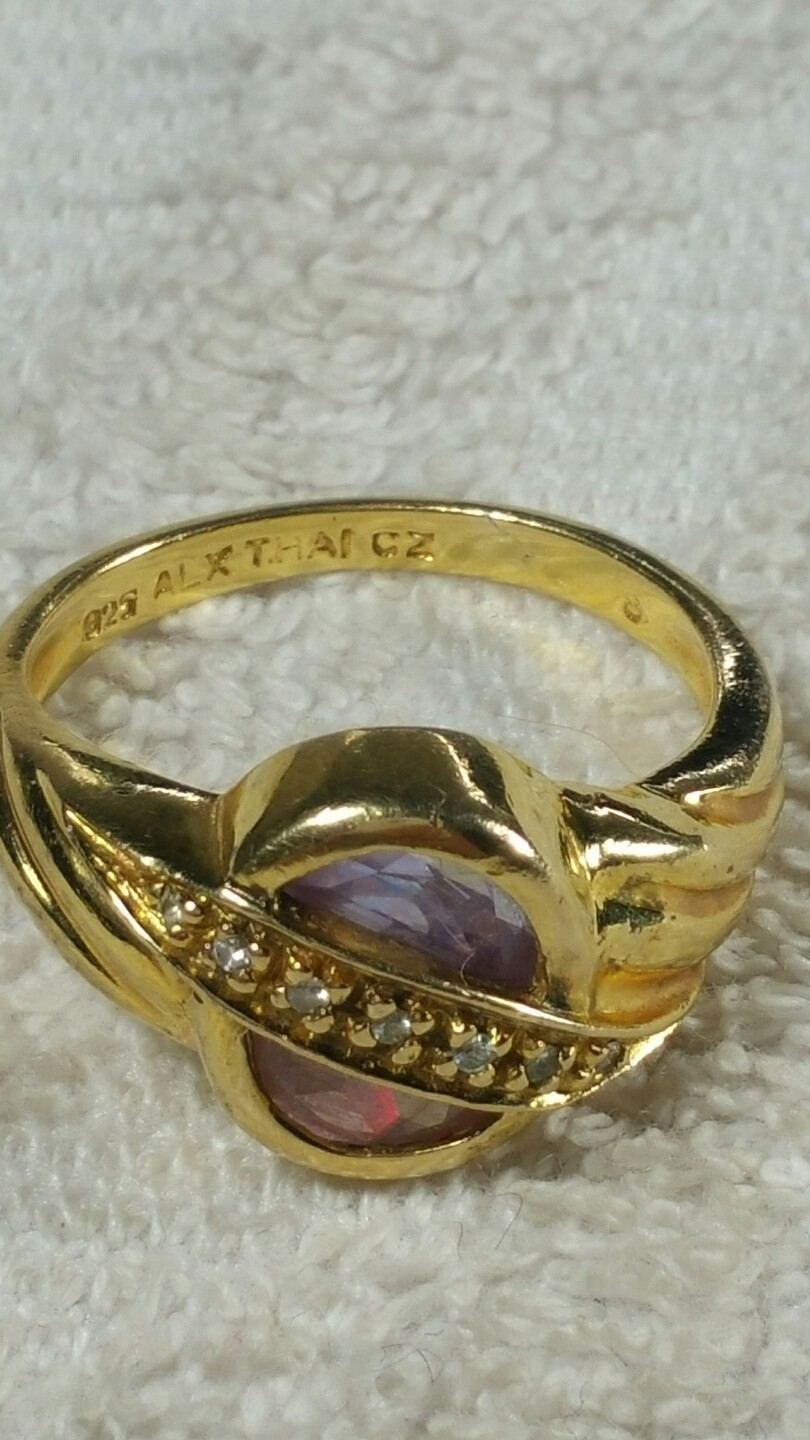 Picture 3 of 8