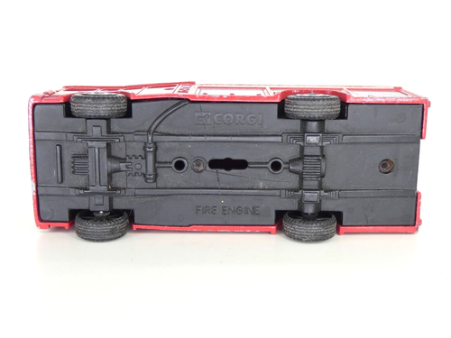 Corgi Fire Engine Best of British Toy Truck Emergency Fire Brigade Diecast - Picture 11 of 12