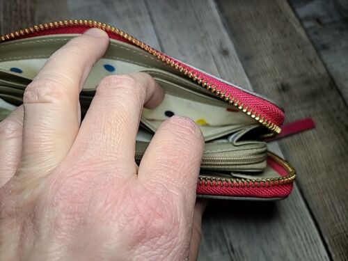 Kate Spade New York 100% leather pink wallet with polka dot interior. Pre loved - Picture 19 of 24