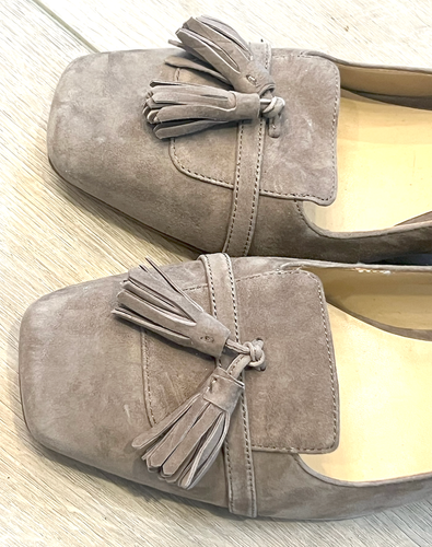 NEW ANN TAYLOR PINE BARK SUEDE TASSEL HIGH BLOCK HEELS PUMPS SHOES SZ 9 - Picture 6 of 6