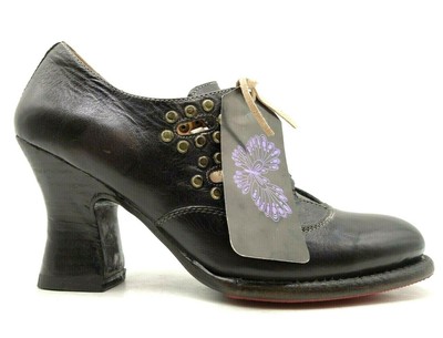 anna sui bed stu