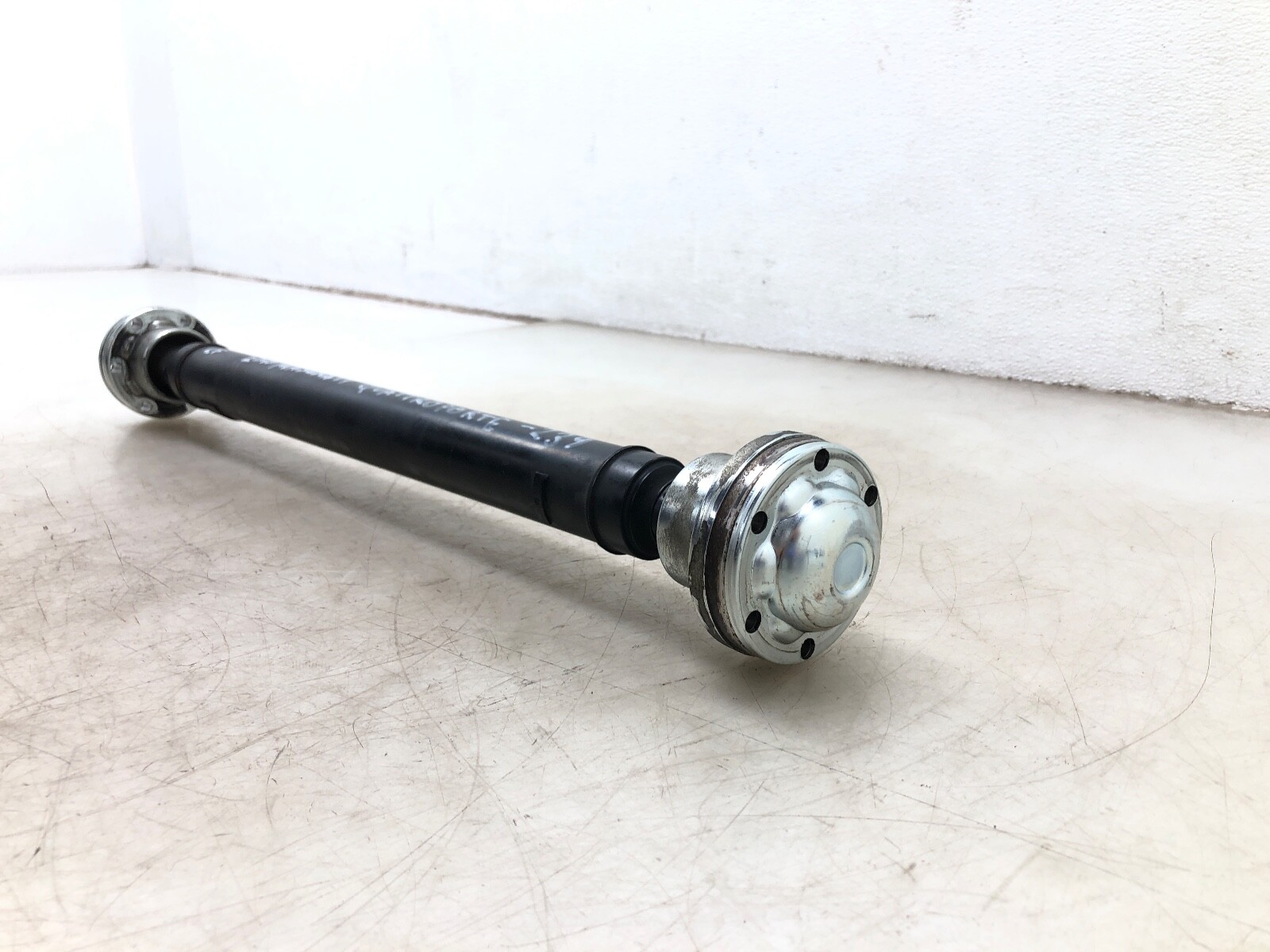 2014-2020 MASERATI QUATTROPORTE AWD FRONT DRIVE SHAFT PROPELLER OEM.