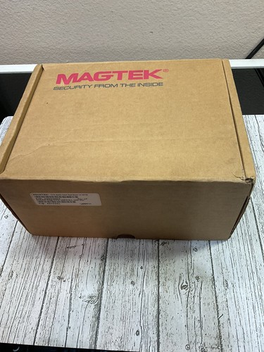 MAG-TEK 22522003 International Standards Check Reader w/ Power Supply - Picture 8 of 11