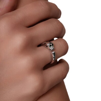 Sterling Silver Panther Black Enamel Ring w/ Green Color CZ