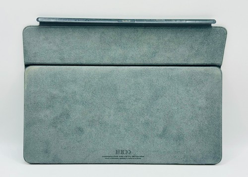 Apple Smart Keyboard (A1829) for 10.5-inch iPad Pro MPTL2LL/A - Open Box - Picture 1 of 3