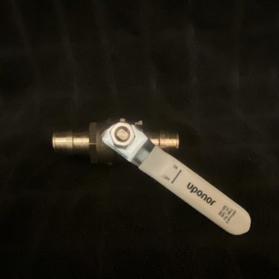 Uponor 3/4 in Brass Ball Valve Manual NPT 600 psi WOG 150 psi WSP Q4775075