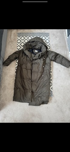 Ugg puffer coat M