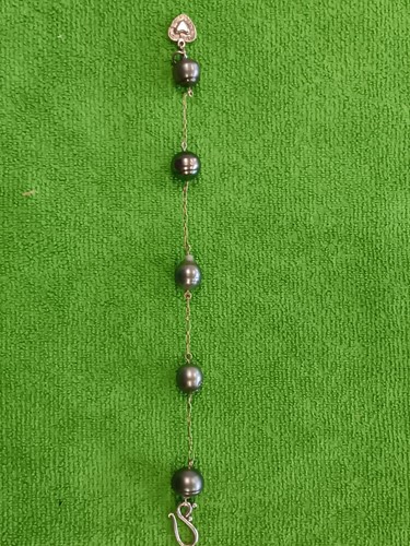 8" Black Pearl Bracelet - Picture 2 of 4