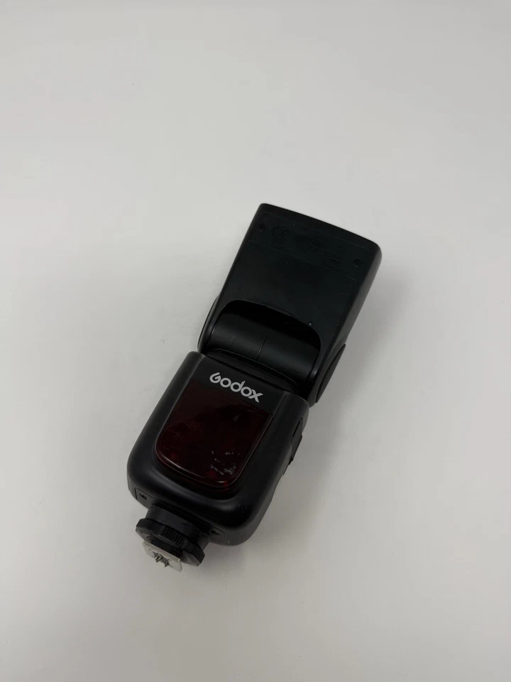 Godox V860II O TTL Li-Ion Speedlite Flash for Olympus & Panasonic Cameras - Image 2 of 3