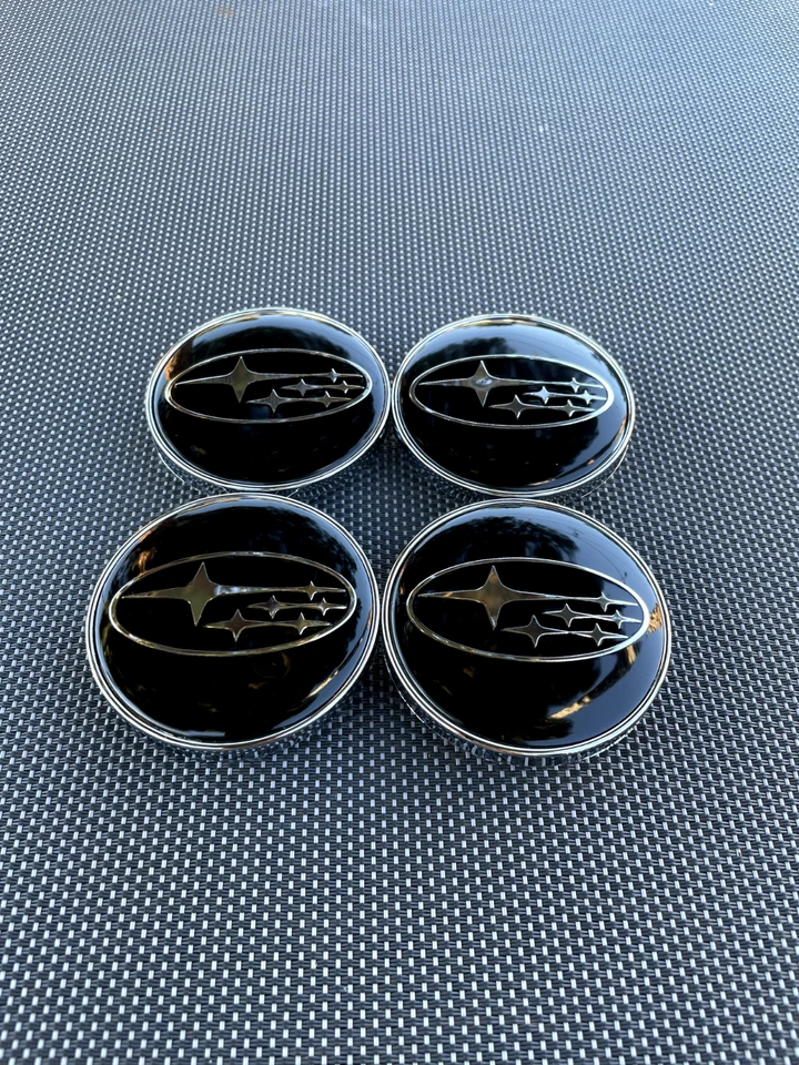 Set Of 4 Subaru Black Wheel Center Cap, 28821SA030 - Image 2 of 4