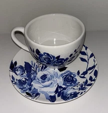 TELEFLORA BLUE ROSES ON WHITE CHINA TEA BREAKFAST SET CUP & SAUCER/PLATE EC