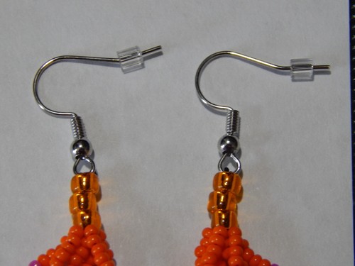 HANDMADE BEADED EARRINGS HANGING DROP 3 HOOP BOHO SAN ANTONIO SPURS COLORS NEW - Picture 2 of 4