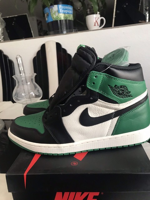 jordan 12 green and black