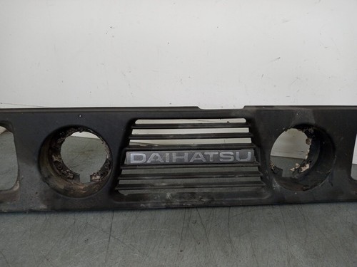 828202 rejilla delantera para DAIHATSU FEROZA 1993 828202 - Imagen 2 de 3