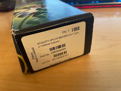 Waters  HPLC Column Acquity UPLC BEH C4 Protein  1.7um  2.1  X 50 mm 186004495 z