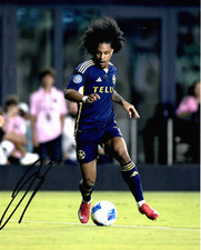 Vancouver Whitecaps Jayden Nelson Autographed Signed 8x10 MLS Photo COA #2 Vancouver Whitecaps Jayden Nelson Autographed Signed 8x10 MLS Photo COA #2