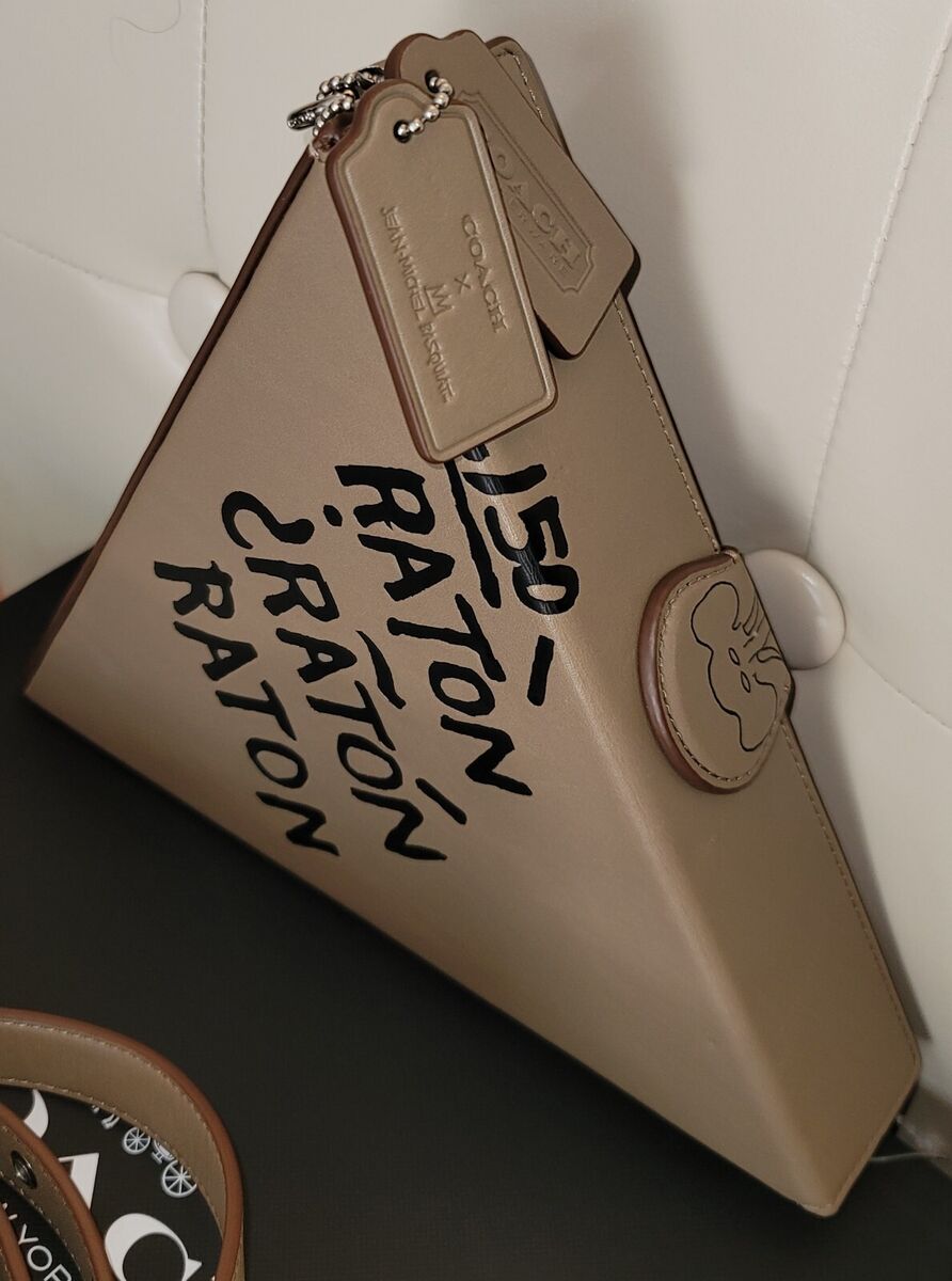 Coach X Jean Michel Basquiat TRIANGLE BAG 24 Runway Style Coach X Jean Michel Basquiat TRIANGLE BAG 24 Runway Style