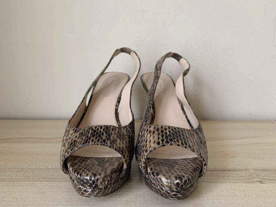 Elie Tahari Womens sz 7.5B snake skin peep toe slingback platform pumps shoes - Imagem 3 de 4