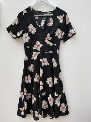 NEU VERO MODA Gr. S 8 ca. Tall schwarz Blumen Tee Kleid V-Ausschnitt Kurzarm Knie