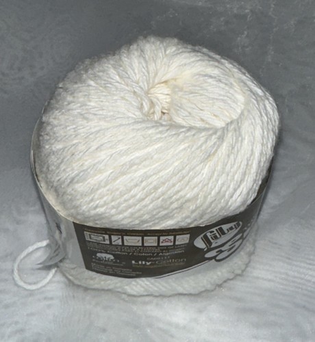 Spinrite Lily Sugar'n Cream 100% Cotton Yarn 2.5 oz White Dye Lot # 148081 New - Picture 6 of 7