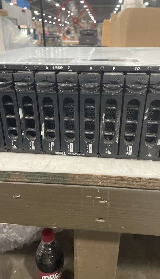 Dell PowerVault MD3000 SAS Storage Array 15-Bay Rackmount Enclosure No HDD - Image 2 of 4