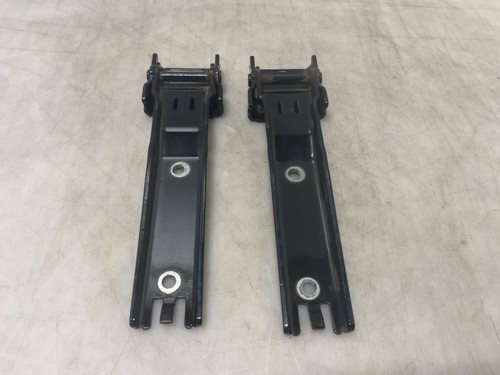 Jeep JK Wrangler OEM Tailgate Hinges w/ Hardware Pair Black PX8 2007-2017 034171 - Picture 3 of 6