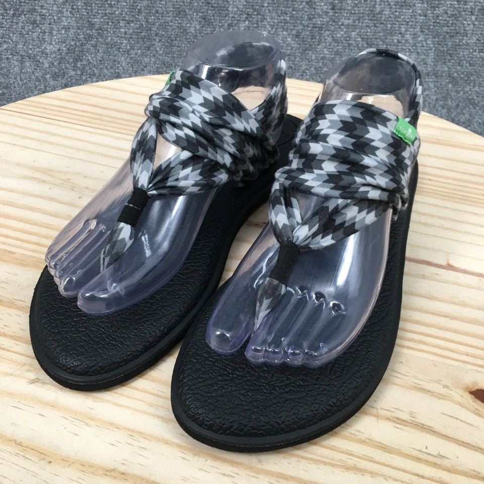 Sandalias Sanuk para mujer 9 Yoga Sling 2 estampados chanclas negras grises Foto 3 de 4