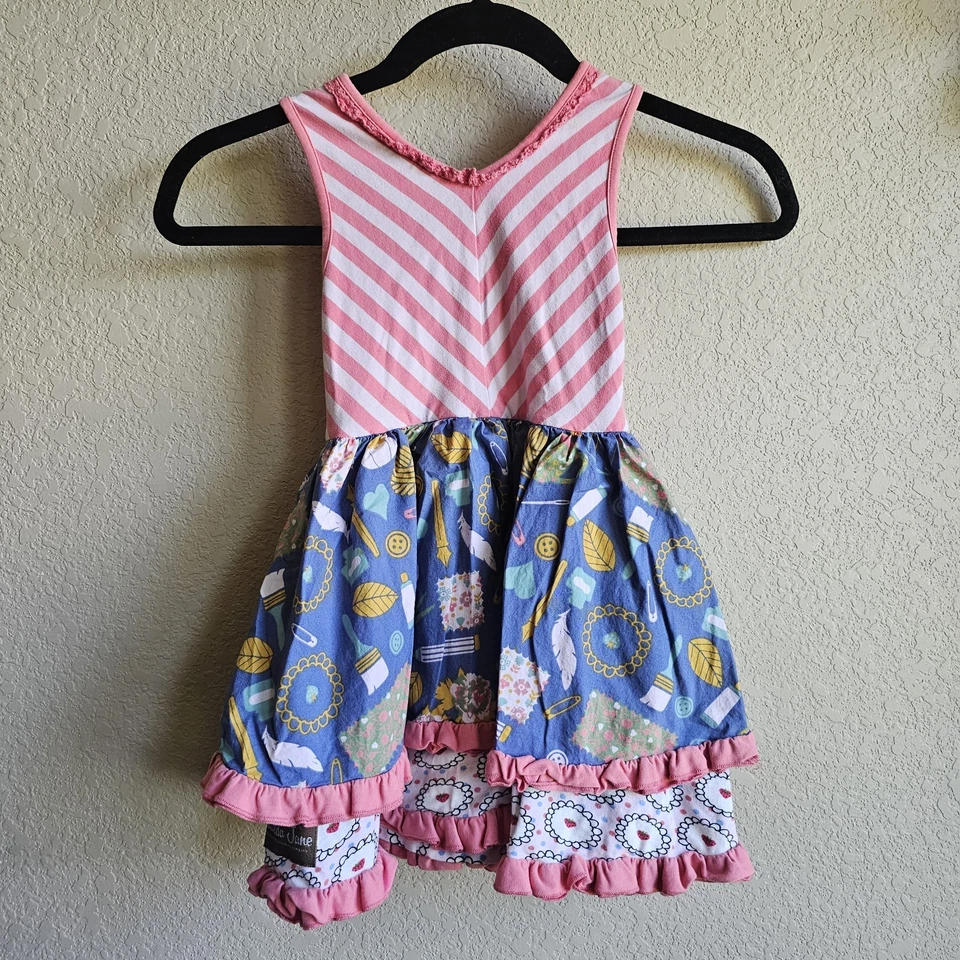 Vestido Matilda Jane Talla 4 Trabajo de Corazón Rosa Azul Volantes Chevron Camp MJC Foto 4 de 4