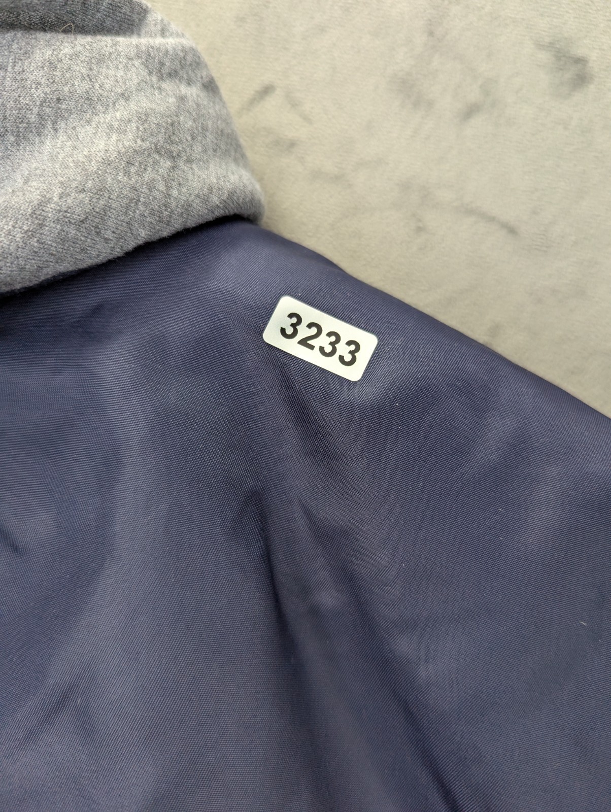 Levi's Men's Quilted Utility Bomber Jacket XL Blue Nylon Quilted Lining Hoodie image 10