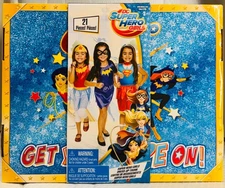 DC Super Hero Girls Dress Up Trunk Fits 4-6X 21pcs-NEW