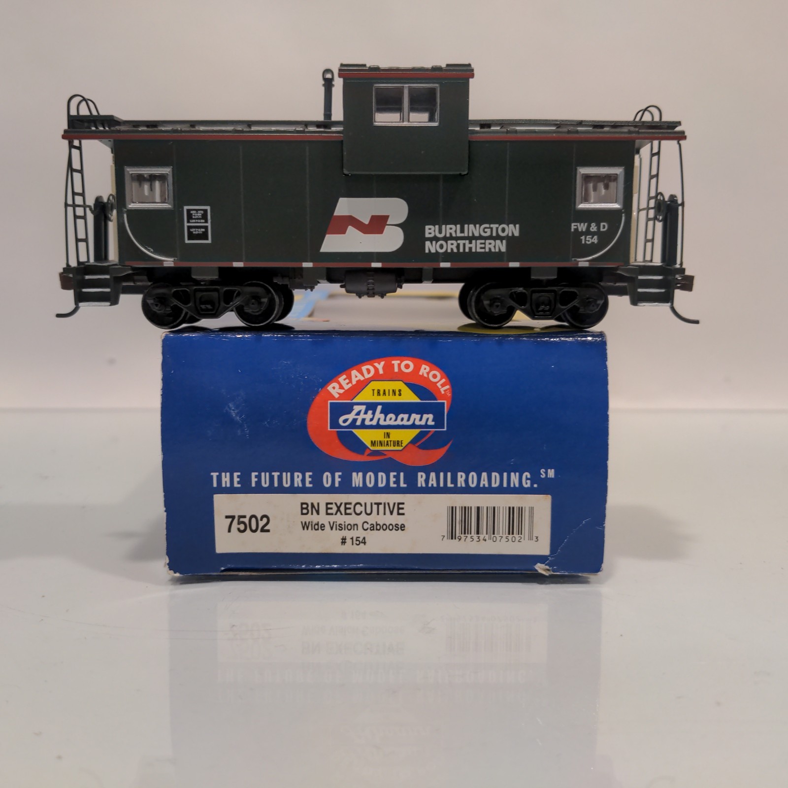 Athearn HO 7502 Wide Vision Caboose Burlington Northern Executive BN FW&D 154