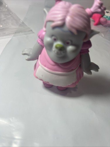 DreamWorks Trolls Bridget Figure PVC Collectible Toy Hasbro Small 3.25 Inch 2016 - Picture 5 of 5