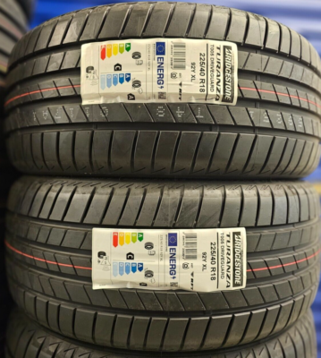 2X NEW TYRES BRIDGESTONE T005 225/40 ZRFT18 XL RUNFLAT RFT 225 40