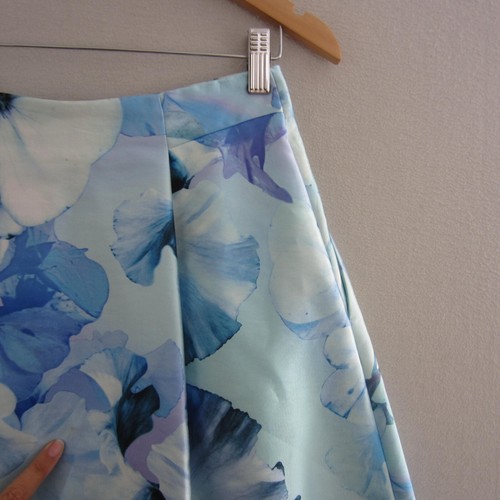 Forever New Skirt Womens 8 Blue White Floral Flared Knee Length Cocktail Event - Picture 7 of 14