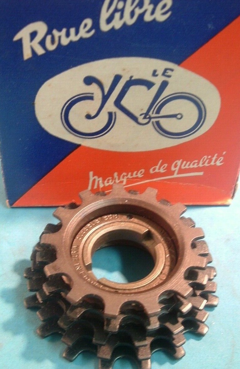 Cyclo 5-Spd 13T-17T NEW / NOS Road Freewheel Vintage-French Thread
