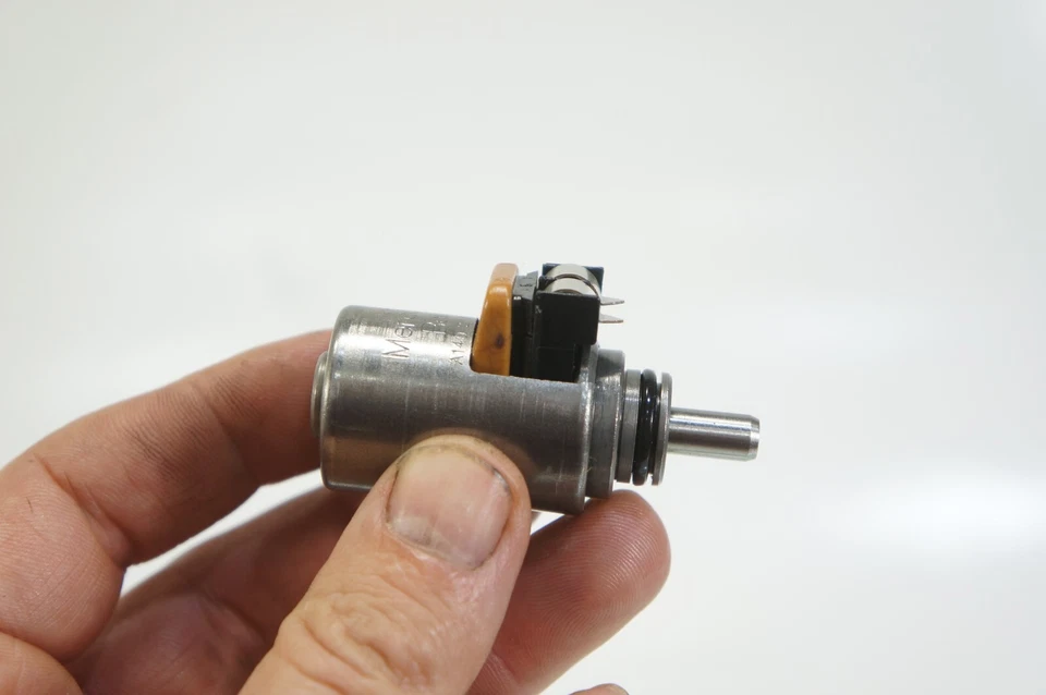 98-06 Mercedes 722.6 s500 c240 c320 sl500 e320 Solenoide Transmisión 1402770435 Foto 2 de 4